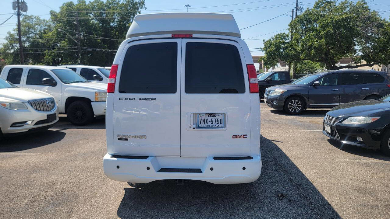 Used 2021 GMC Savana 2500 2500 3dr Cargo Van w/ Enhanced Convenience Package image 6