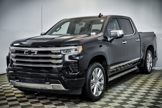 Used 2024 Chevrolet Silverado 1500 High Country w/ High Country Premium Package image 4