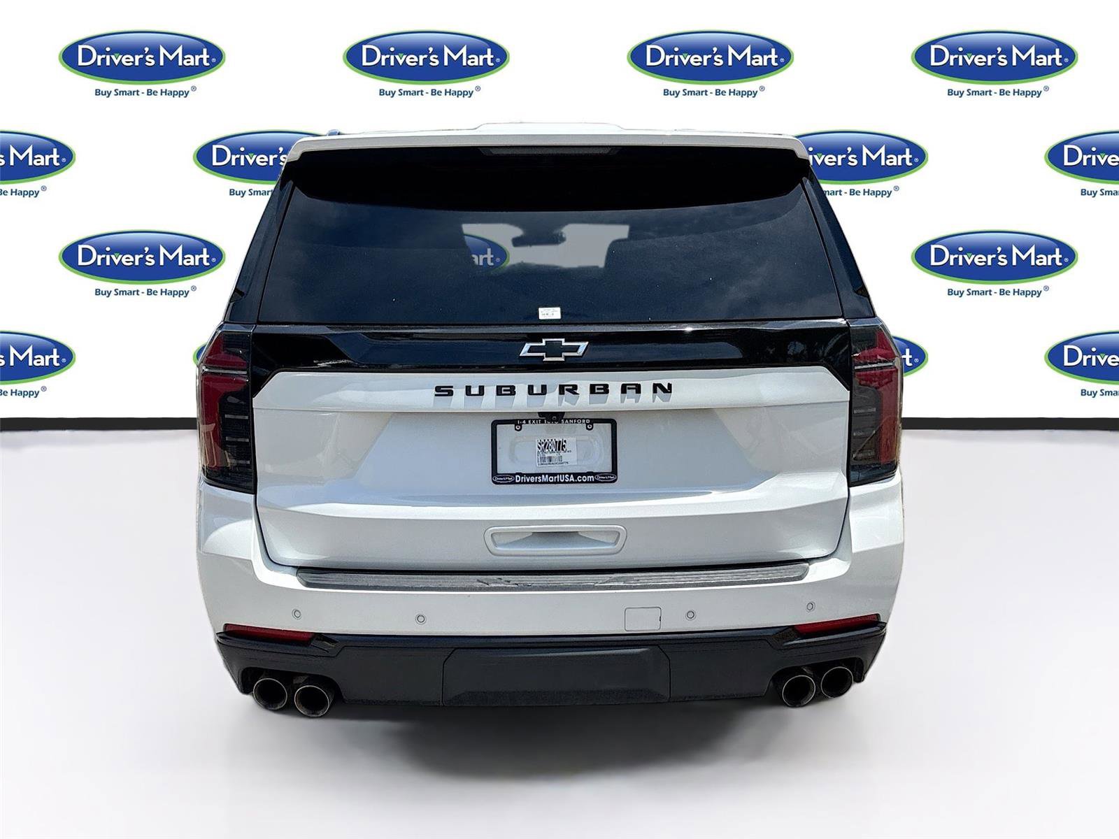 Used 2025 Chevrolet Suburban Z71 AWD/4WD image 6