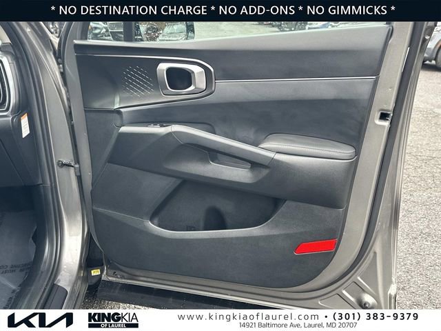 Used 2025 Kia Sorento EX image 15