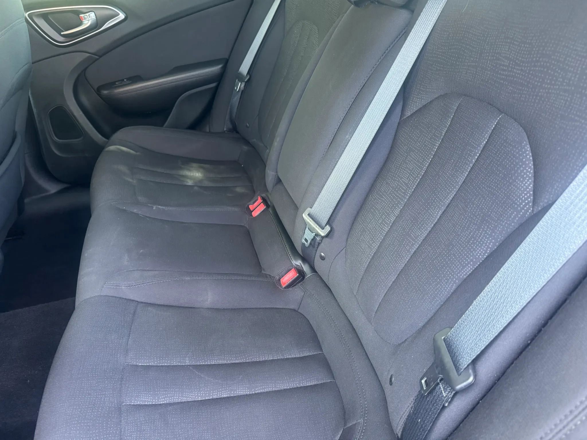 Used 2015 Chrysler 200 Limited image 18