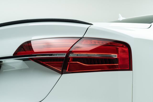 Used 2016 Audi S8 w/ Driver Assistance Package image 15