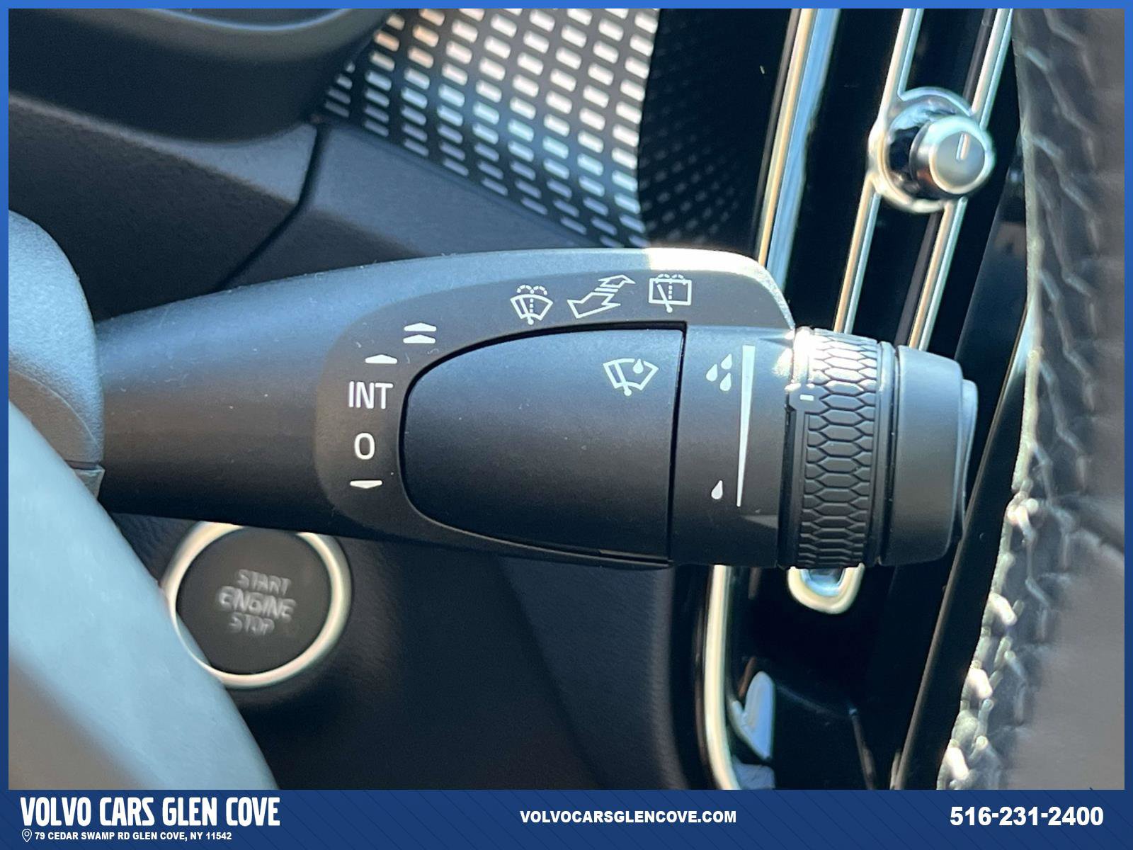 Used 2026 Volvo XC40 B5 Ultra w/ Climate Package image 24