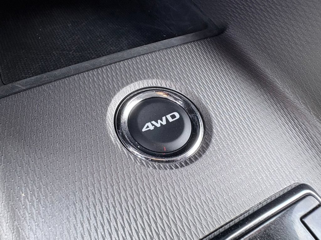 Used 2025 Mitsubishi Outlander Sport LE AWD/4WD image 21
