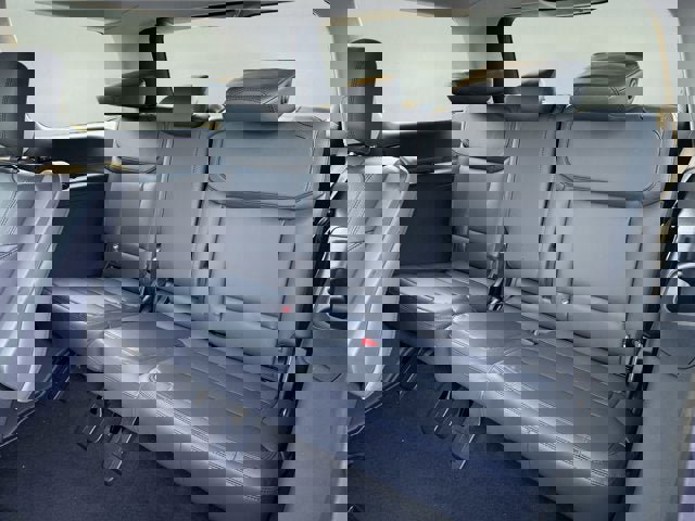 New 2026 Ford Expedition Active image 11