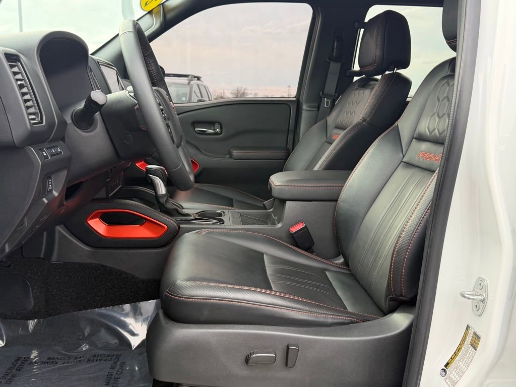 Used 2023 Nissan Frontier PRO-4X w/ Pro-4X Premium Package image 12