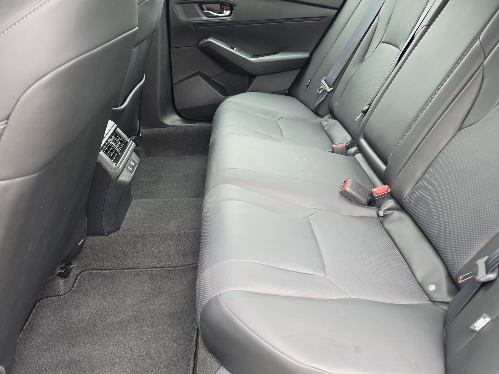 Used 2023 Honda Accord EX-L image 13