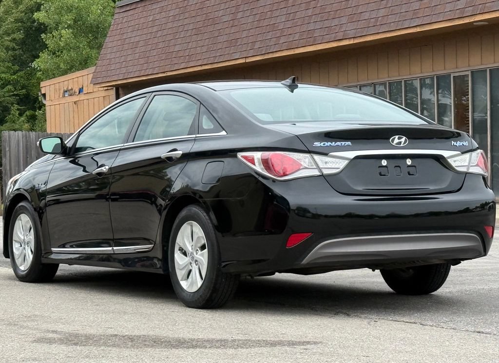Used 2014 Hyundai Sonata Hybrid FWD image 3