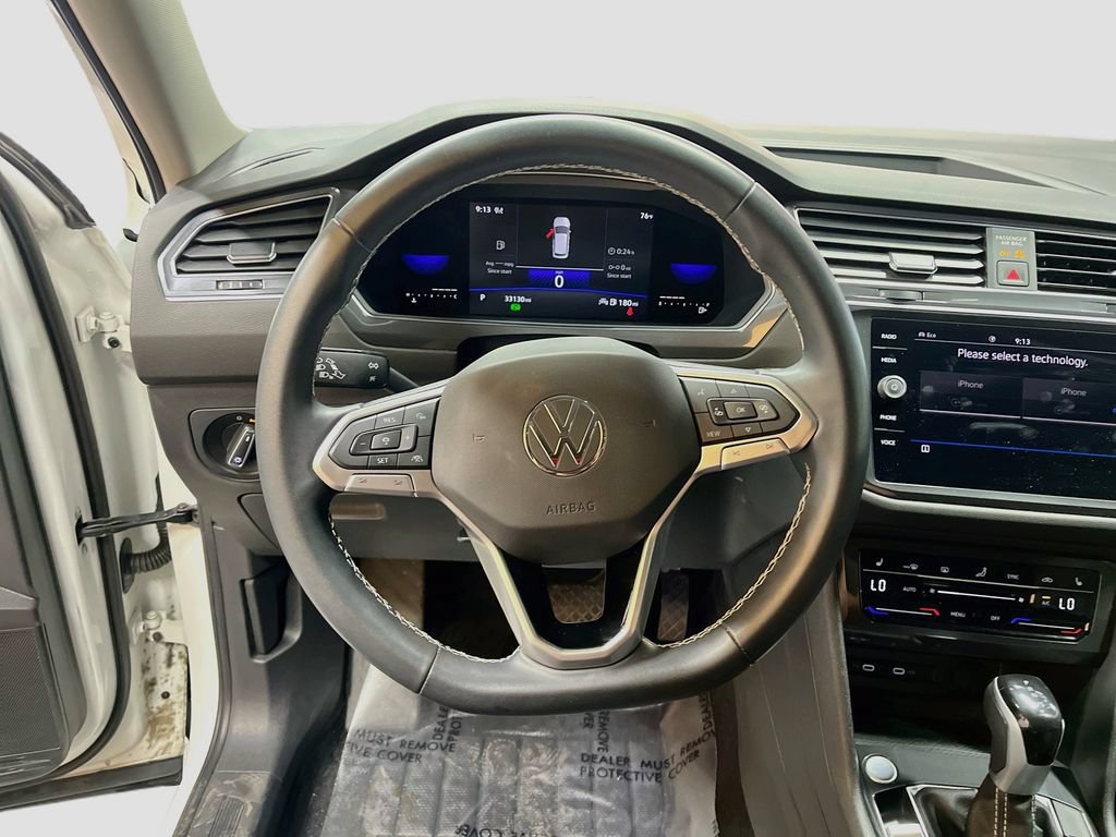 Used 2022 Volkswagen Tiguan SE AWD/4WD image 11