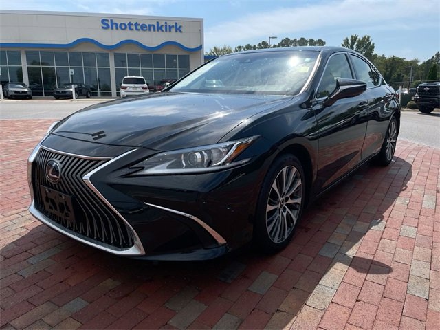 Used 2019 Lexus ES 300h w/ Premium Package video 1