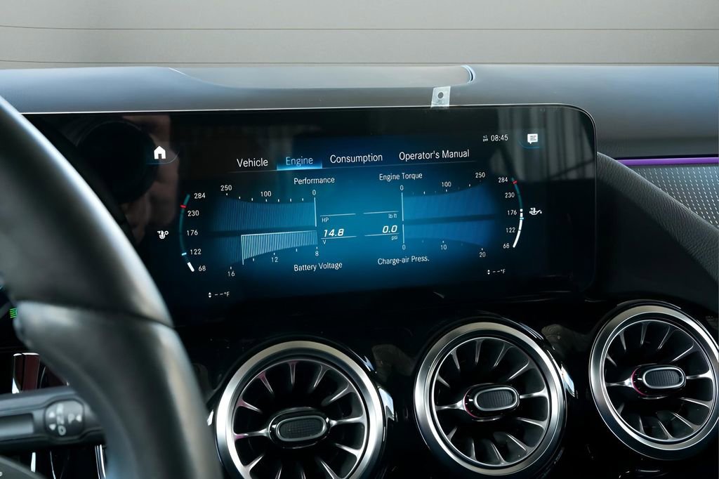 Used 2022 Mercedes-Benz GLA 250 4MATIC image 28