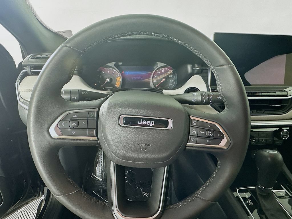 Used 2024 Jeep Compass Limited AWD/4WD image 18