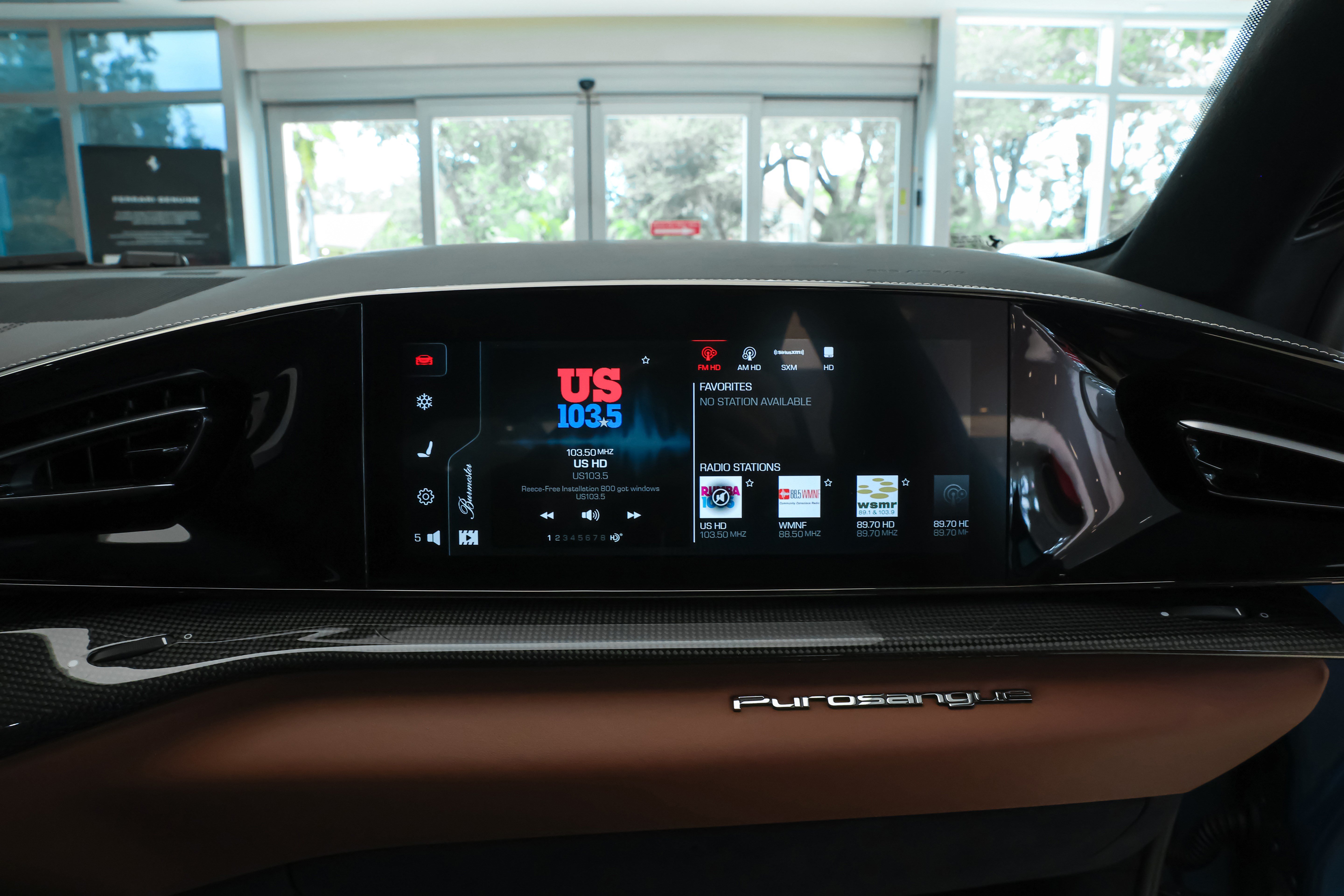 Used 2025 Ferrari Purosangue AWD/4WD image 19