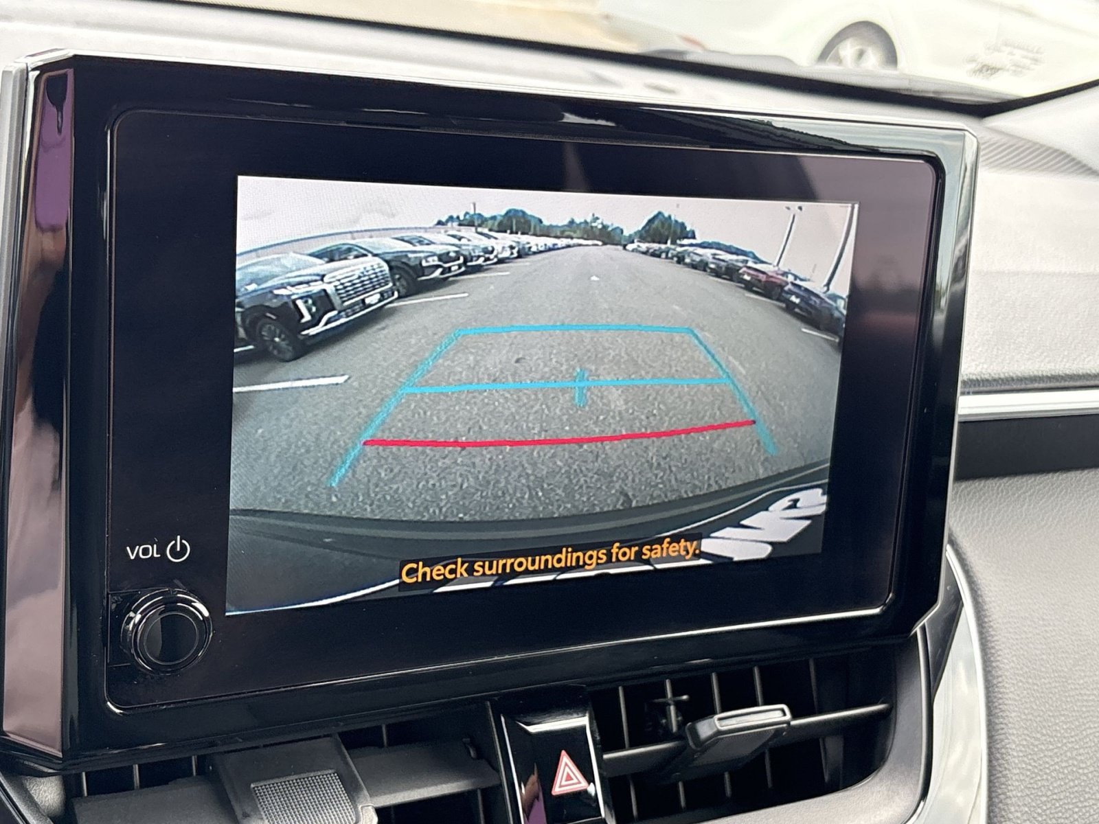Used 2023 Toyota Corolla Cross LE AWD/4WD image 19