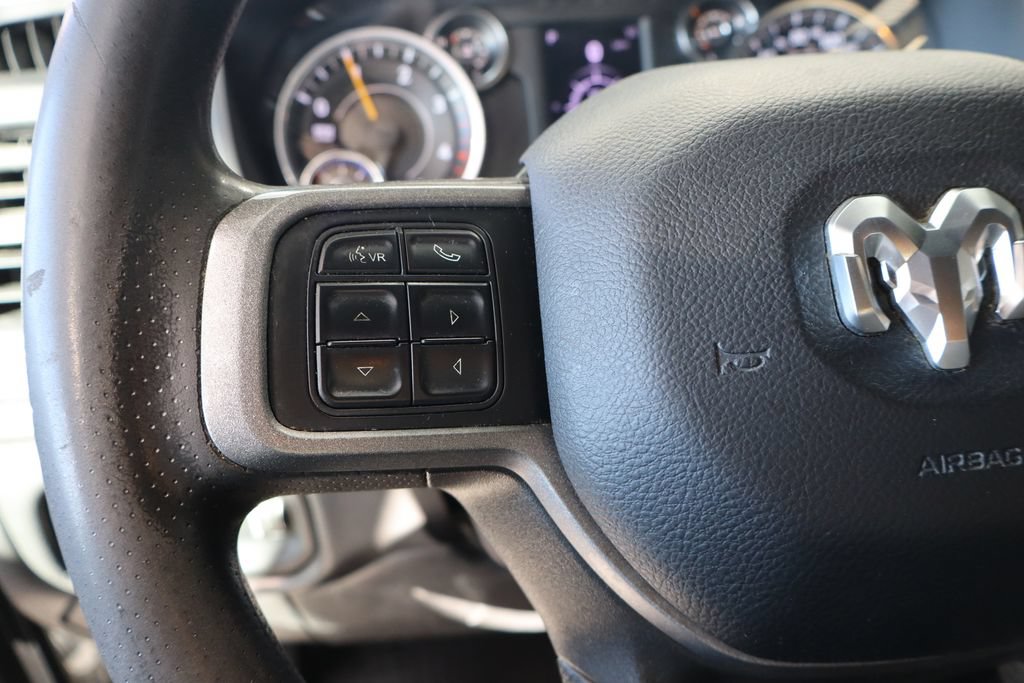Used 2022 RAM 3500 Tradesman w/ Chrome Appearance Group RWD image 18