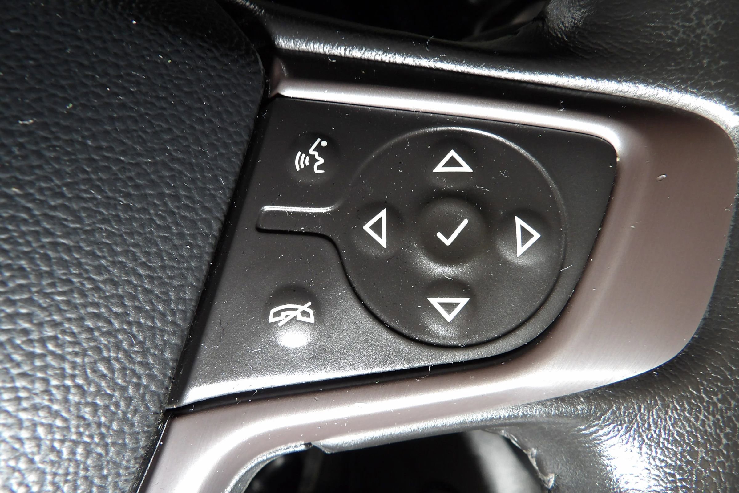 Used 2020 GMC Acadia AT4 w/ Driver Alert Package II AWD/4WD image 27