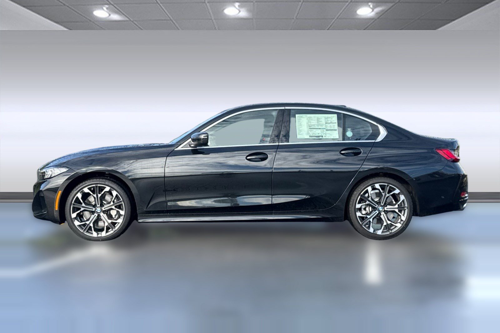 Used 2026 BMW 330i Sedan w/ Premium Package RWD image 2