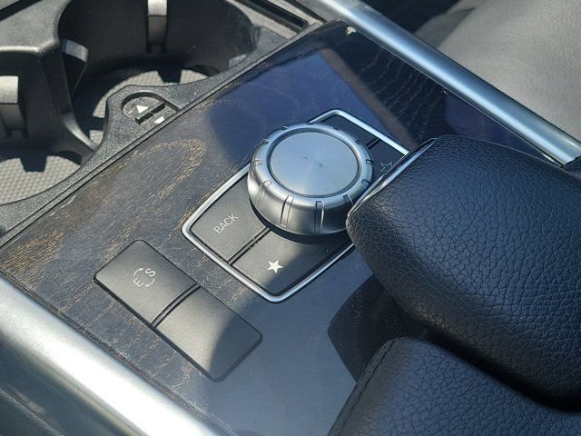 Used 2014 Mercedes-Benz E 350 Sedan image 26