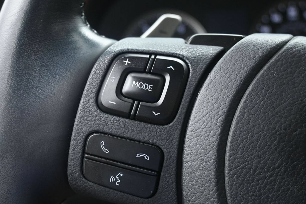 Used 2025 Lexus IS 350 F Sport RWD image 21