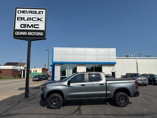 Used 2021 Chevrolet Silverado 1500 LT Trail Boss w/ Bed Protection Package image 2