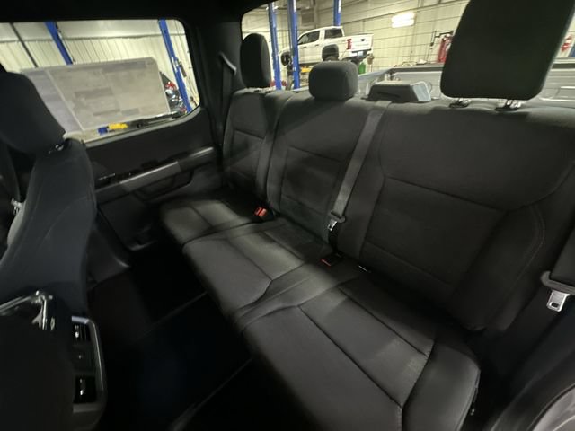 New 2026 Ford F150 XLT w/ XLT Black Appearance Package AWD/4WD image 30
