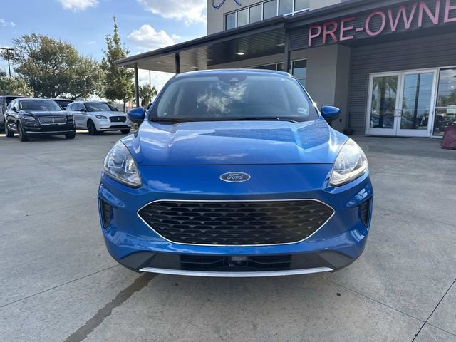 Used 2020 Ford Escape SE image 3