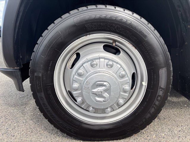 Used 2021 RAM 5500 Tradesman RWD image 7