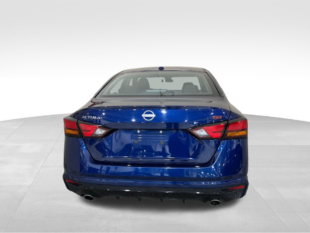 Used 2024 Nissan Altima 2.5 SR FWD image 4