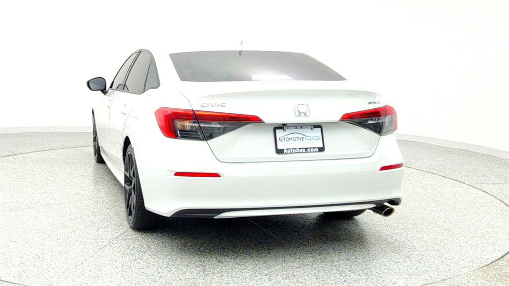 Used 2022 Honda Civic Sport image 6