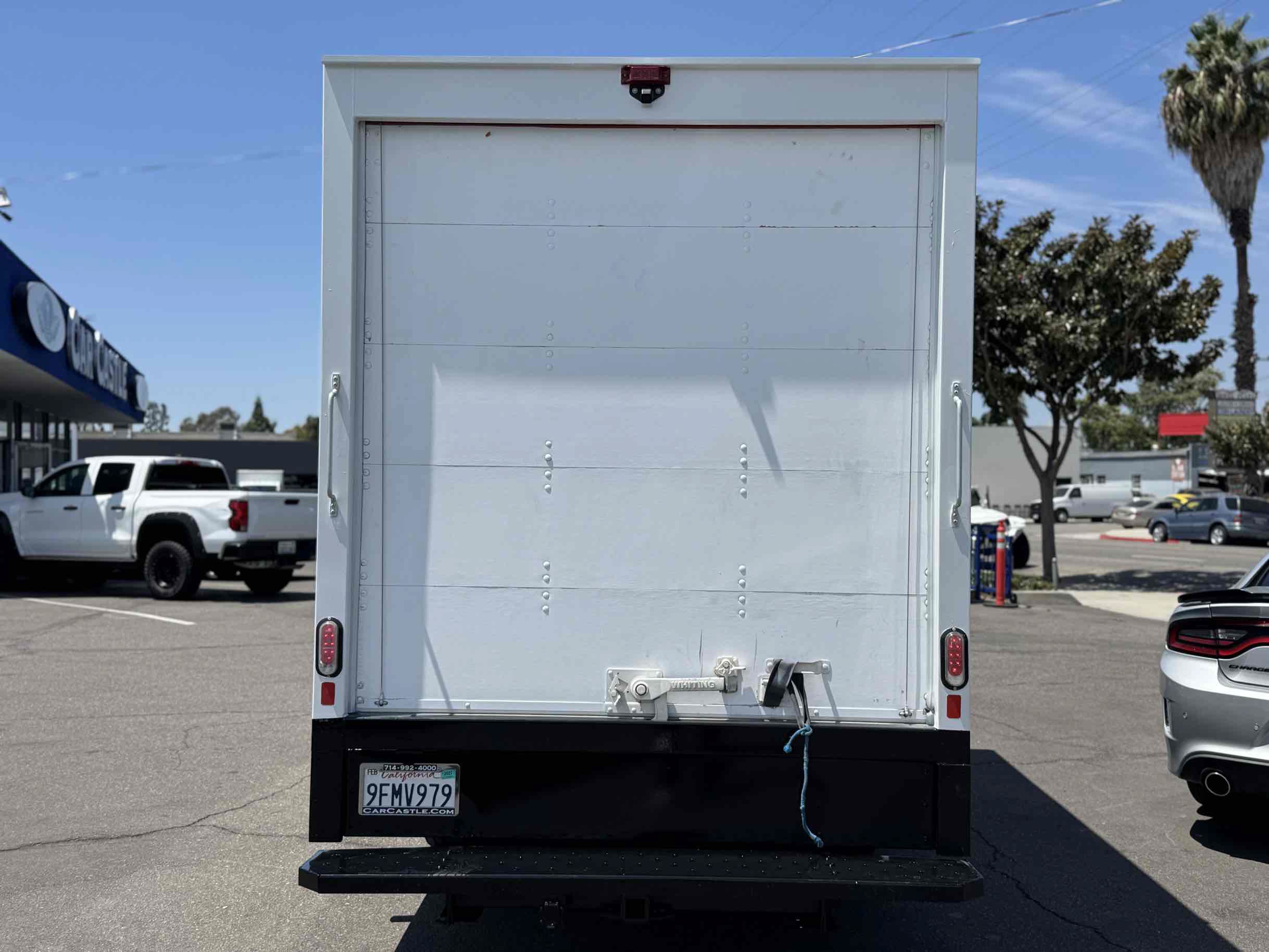 Used 2023 Chevrolet Express 3500 w/ Power Convenience Package RWD image 5