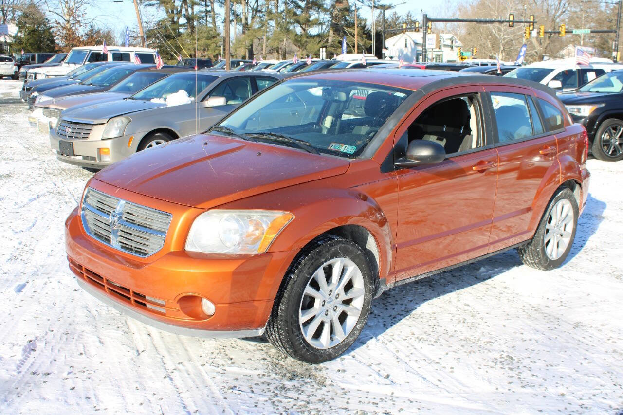 Used 2011 Dodge Caliber Heat w/ Premium Sound Group image 2