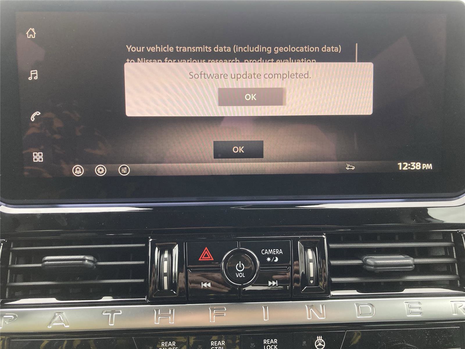 New 2026 Nissan Pathfinder SL image 14