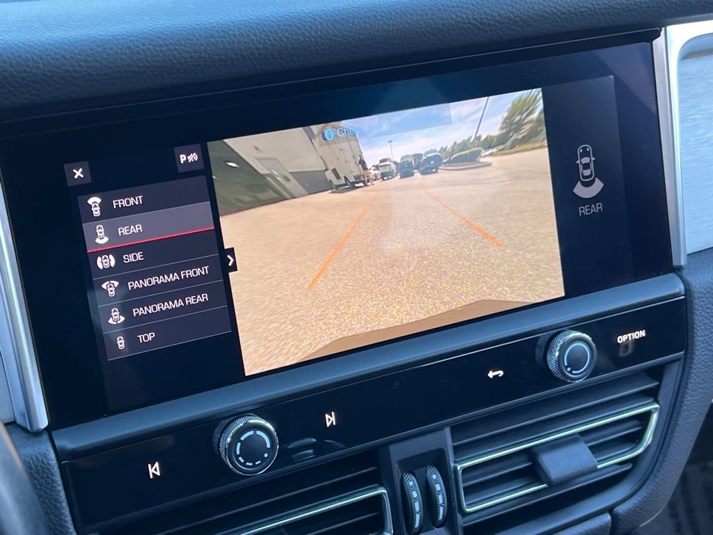 Used 2023 Porsche Macan S w/ Sport Chrono Package image 27