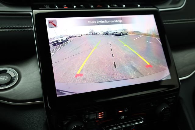 Used 2022 Jeep Grand Cherokee L Limited image 18