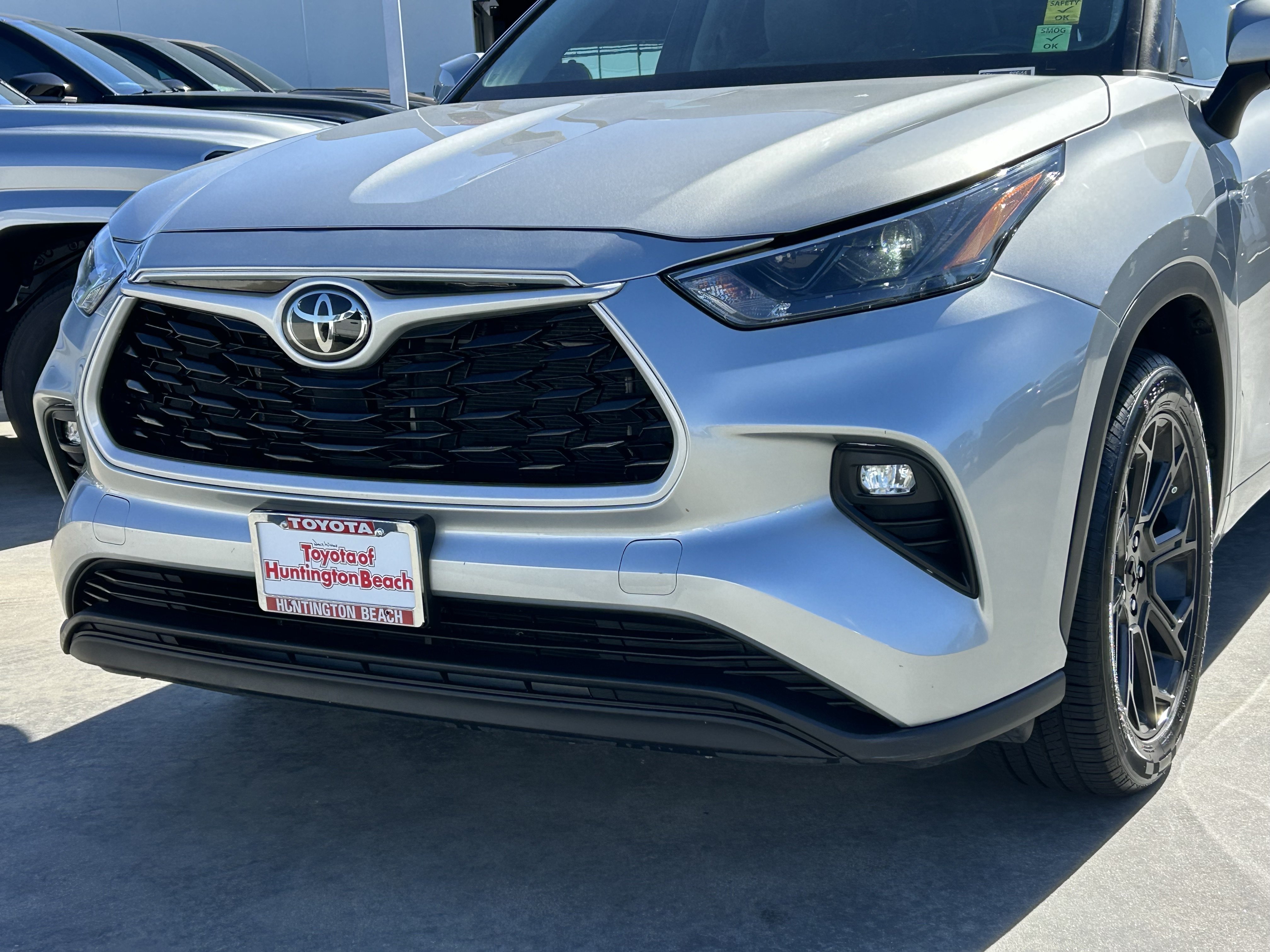 Certified 2023 Toyota Highlander LE FWD image 7