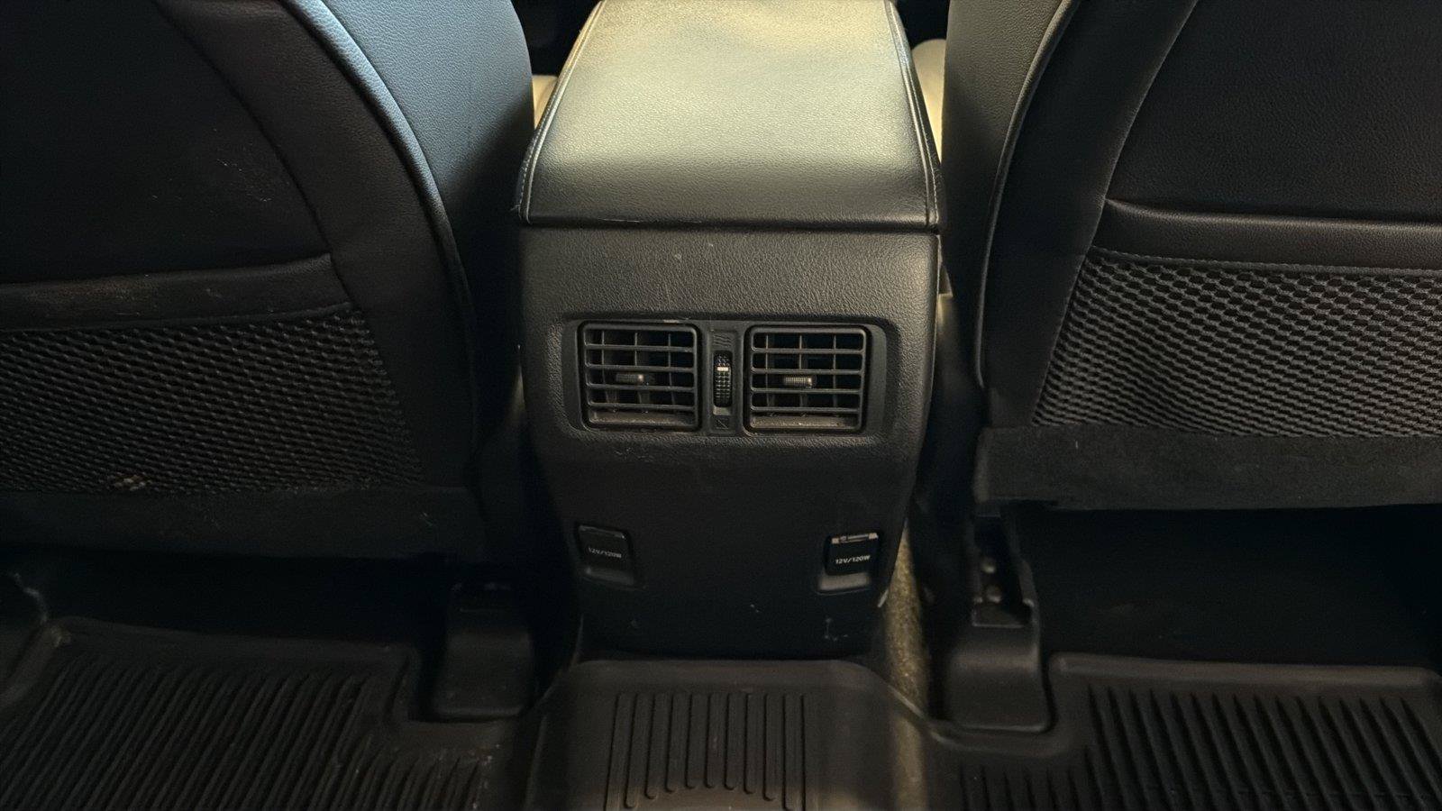 Used 2018 Toyota 4Runner SR5 Premium AWD/4WD image 24