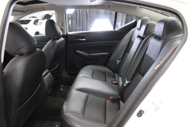 Used 2019 Nissan Altima 2.5 SR w/ SR Premium Package FWD image 17