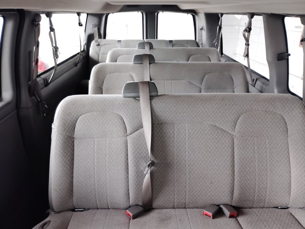 Used 2020 Chevrolet Express 3500 LS RWD image 17