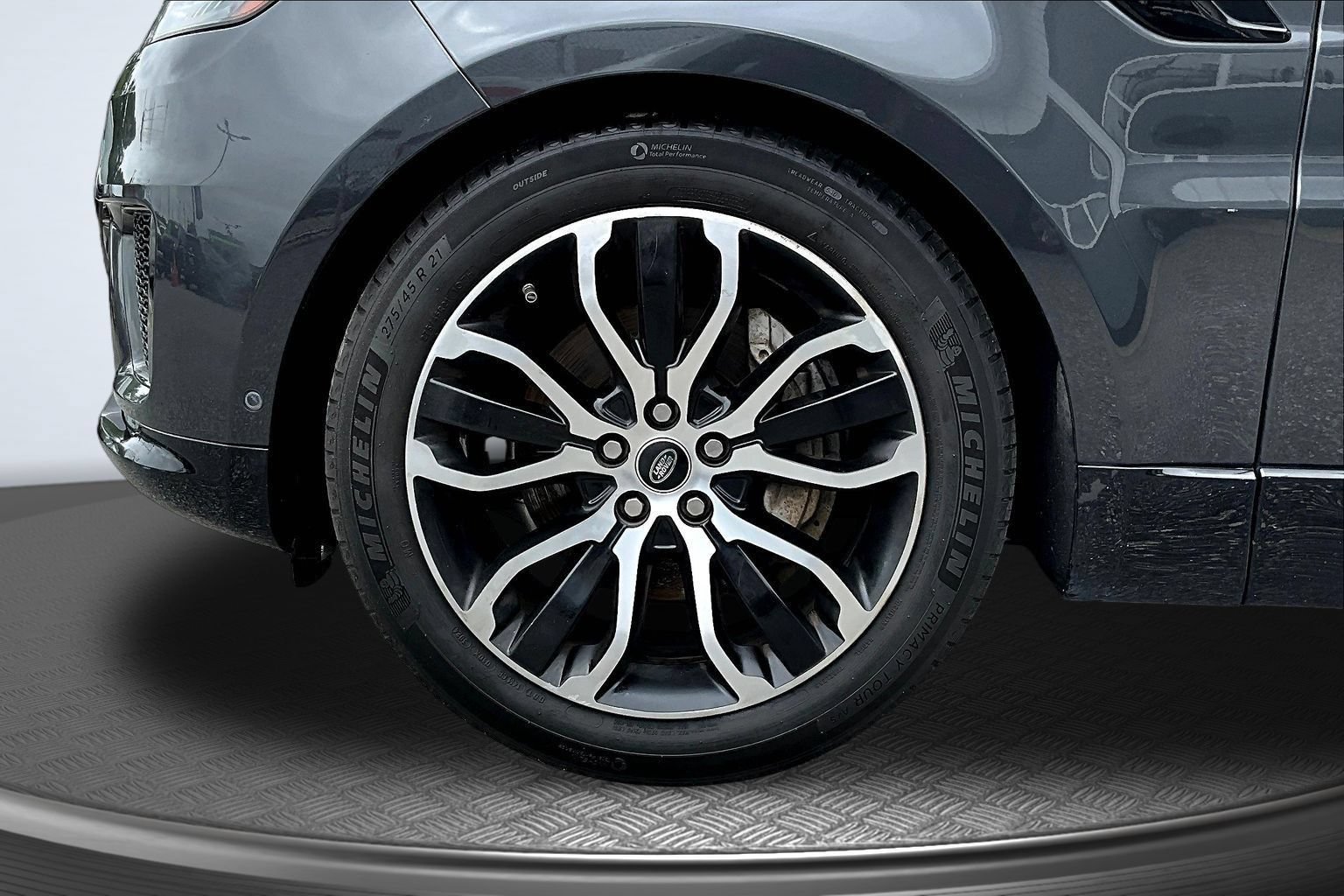 Used 2019 Land Rover Range Rover Sport HSE AWD/4WD image 32