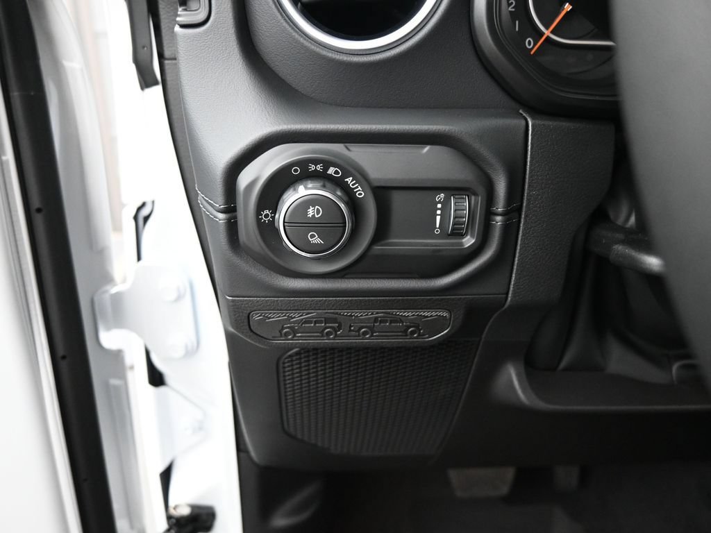 New 2026 Jeep Gladiator Mojave AWD/4WD image 33
