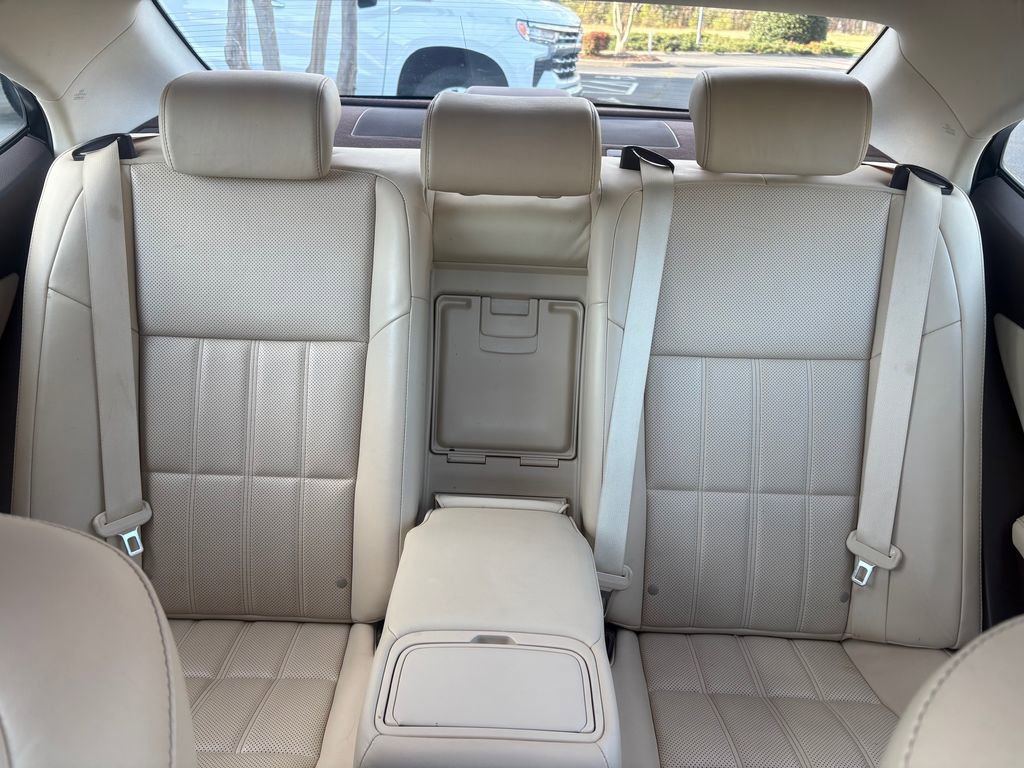 Used 2016 Lexus ES 350 w/ Luxury Package w/Wood Trim image 14