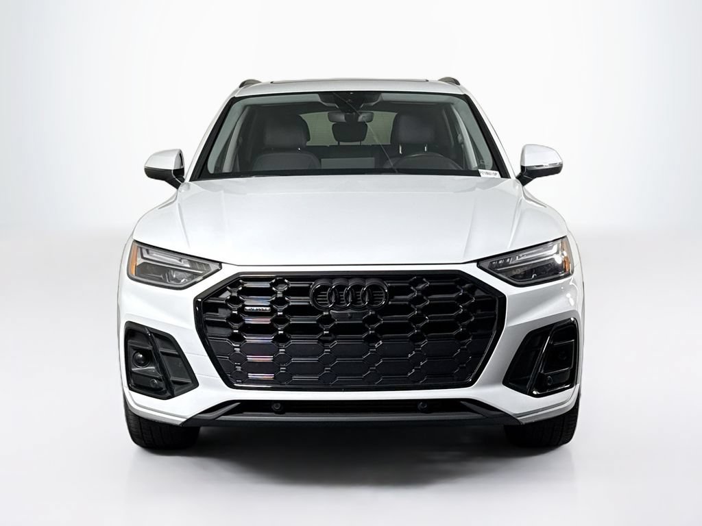 Used 2023 Audi Q5 2.0T Premium Plus w/ Premium Plus Package AWD/4WD image 8