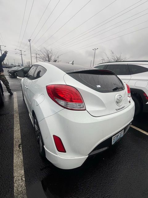 Used 2013 Hyundai Veloster RE:MIX Edition image 5