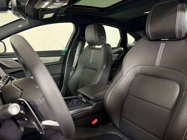 New 2024 Jaguar XF R-Dynamic SE image 5