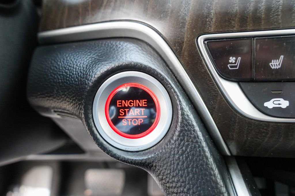 Used 2020 Honda Accord Touring image 17