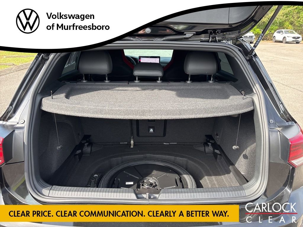 Certified 2025 Volkswagen GTI Autobahn FWD image 13