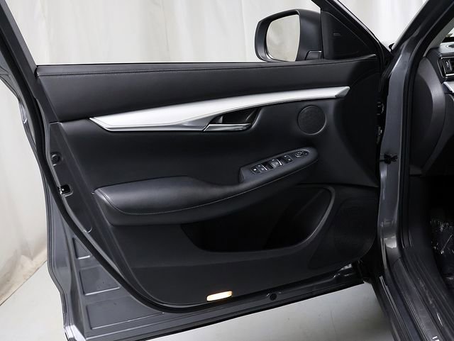 Used 2019 INFINITI QX50 Luxe w/ Navigation Package image 22
