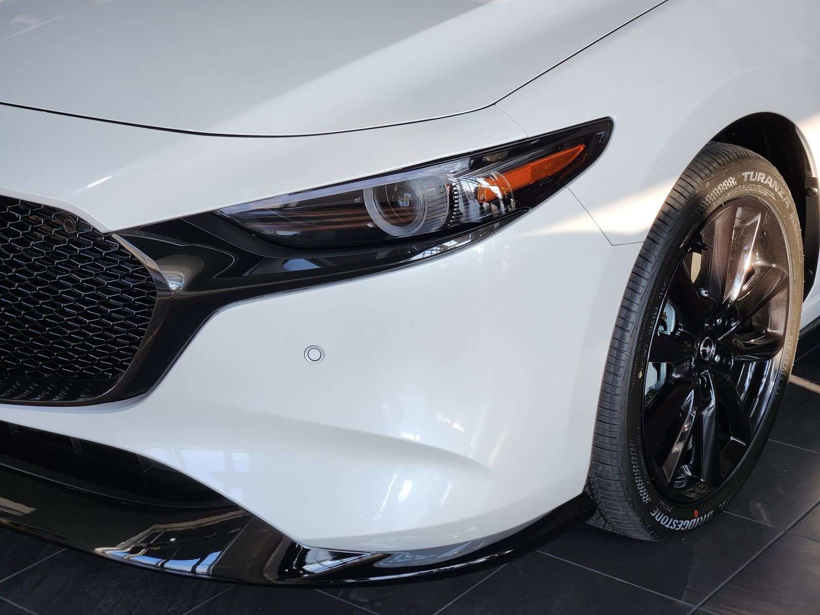 New 2026 MAZDA MAZDA3 Hatchback w/Premium Plus Pkg AWD/4WD image 9