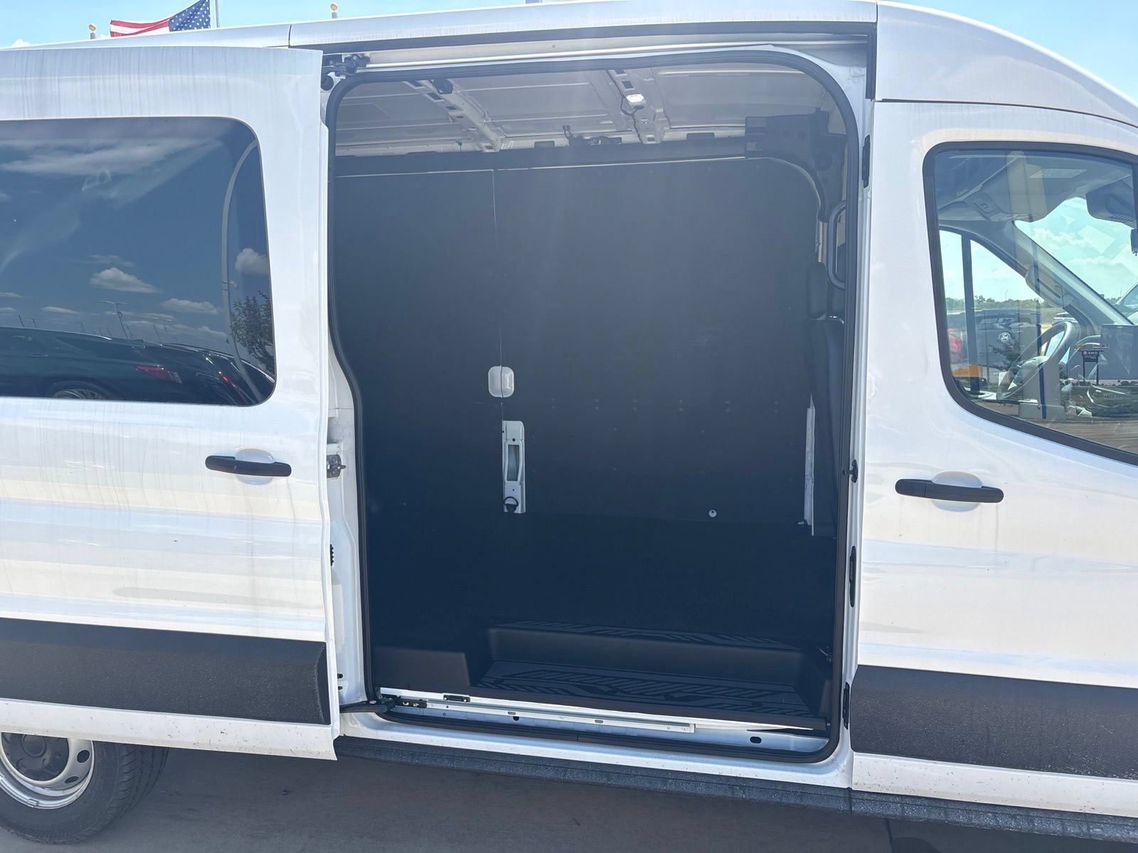 New 2026 Ford Transit 150 148 Medium Roof w/ Load Area Protection Package RWD image 12