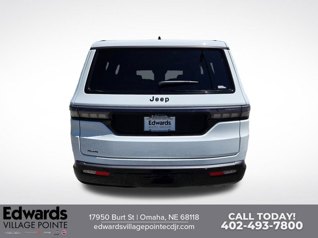 New 2026 Jeep Grand Wagoneer Limited w/ 8-Passenger Seating Package AWD/4WD image 4